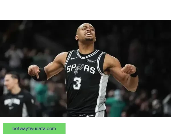 凯尔登约翰逊自称效率高助球队战绩 为何仍被质疑最佳第六人 凯尔登约翰逊自称效率高助球队战绩 为何仍被质疑最佳第六人